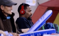 [포토]메시, '여자농구 관람왔어요'
