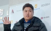 매팅리 감독, 류현진 5월 복귀 암시…캐치볼 빈도 증가