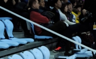 [포토]프로배구 경기 도중 쏟아진 조명 파편