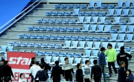 [포토]떨어지는 조명 파편으로 중단된 프로배구
