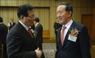 [포토]이야기하는 정의화·허창수