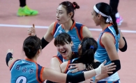 [포토]환호하는 GS칼텍스, '개장경기 승리하자~'