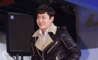 [포토]신지호, 즐거운 극장 나들이