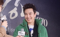 [포토]'강남 1970' 경준, 대박나세요!