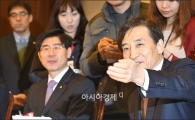 [포토]이주열 총재. "ECB양적완화 긍정적 평가"
