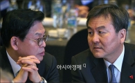 [포토]금융투자인대회 참석한 신제윤·정우택