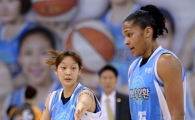 [포토]신지현, '토마스, 하이파이브 하고 가야지~'