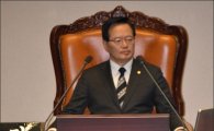 [포토]김무성 대표, 교섭단체 대표 연설