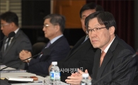 [포토]포스코 기업설명회 참석한 권오준 회장