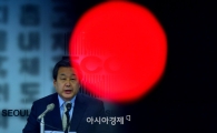 [포토]김무성 대표, '증세는 최후의 수단' 