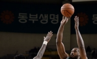 [포토]사이먼, '기습적인 점프슛'