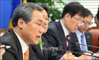 우윤근 "국정원 盧대통령 수사 개입 의혹, 정보위·법사위 소집 요구" 
