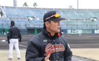 이종운 감독의 롯데 팀컬러…'한 베이스 더 가자!'