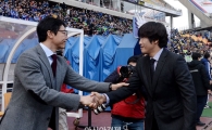 [포토]경기 전 악수하는 황선홍-서정원 감독