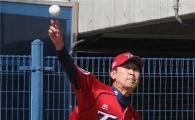 KIA 윤석민, 복귀 첫 선발서 2이닝 2실점 '주춤'