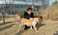 유기견 '행복이' 3개월 교육받고 성남시청으로…