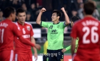 '이동국 멀티골' 전북, 빈즈엉에 3-0 승…ACL 조 선두