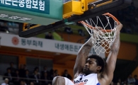 [포토]포웰, '못 말리는 덩크슛'
