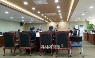 SKT·단말기유통협회 "방통위 영업정지 제재, 깊은 유감"