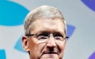 팀 쿡 애플 CEO, 8840억 사회 환원한다