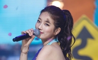 '이민호와 열애' 수지, '엠카'서 드러낸 복근…'너무 야했나?'