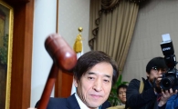[기준금리 동결]"금리인하 효과 지켜봐야" 이주열 총재 일문일답