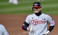 [포토]'함박 미소' 박용택, '나 오늘 좀 되네~'
