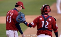 [포토]문경찬 위로하는 차일목