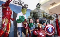 신세계百, 국내 최대규모 슈퍼히어로 전시