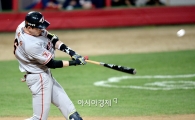 [포토]김회성, '양현종 상대로 추가 투런포'
