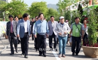 [포토]함평나비축제장 둘러보는 이낙연 전남도지사