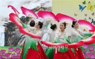 [포토]함평나비축제장에 수놓은 화려한 부채춤