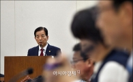 [포토]긴급 현안보고 출석한 한민구 장관