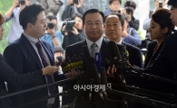 [포토]긴장한 이완구 전 총리