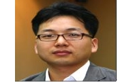 [기자수첩]정무수석 사의와 靑 압박