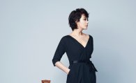[포토] 김혜수, 화보 공개…'압도적인 가슴라인'