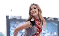 [포토] KT 치어리더, 엉덩이를 쓸어올리며~