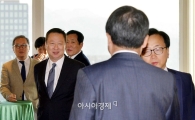 [포토]박용만 대한상의 회장, 서울상공회의소 회장단회의 참석