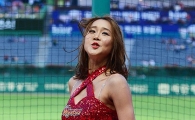 [포토] 배수현, 핫팬츠 입고 과감한 쩍벌