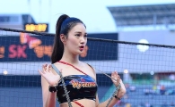 [포토] SK 치어리더, 멜빵으로 화끈한 댄스~