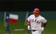 추신수, 3안타에 시즌 15호 홈런까지…팀 텍사스는 12-4 대승