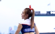 [포토] 두산 치어리더, 과감한 쩍벌댄스