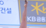 [포토] 손연재, 라인이 아름다운 볼연기