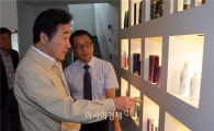 [포토]이낙연 전남도지사, 손세정제업체 방문