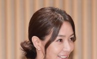 [포토] 김혜리, 가슴골 드러낸 아슬아슬한 의상