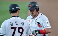 kt, KIA 상대로 시즌 40승…NC 선발 해커 16승(종합)