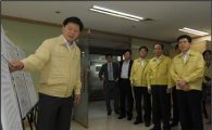 [메르스 사태]황교안 총리, 첫 주말 '총력전'…연이어 현장점검·대책회의