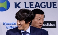 [포토]서정원·최강희 감독, '경기 후엔 누가 웃을까'