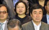 [포토]생각에 잠긴 문재인 대표