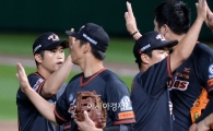 [포토]인상적인 활약을 펼친 한화 장운호
